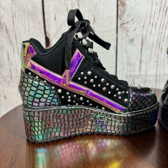 DOLLS Kill X YRU Qozmo Lo Alien Iridescent Reptile Embossed Platforms 4US 35 Eu - Picture 12 of 17